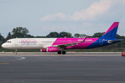 Wizz Air Airbus A321-231 (HA-LXW) at  Hamburg - Fuhlsbuettel (Helmut Schmidt), Germany