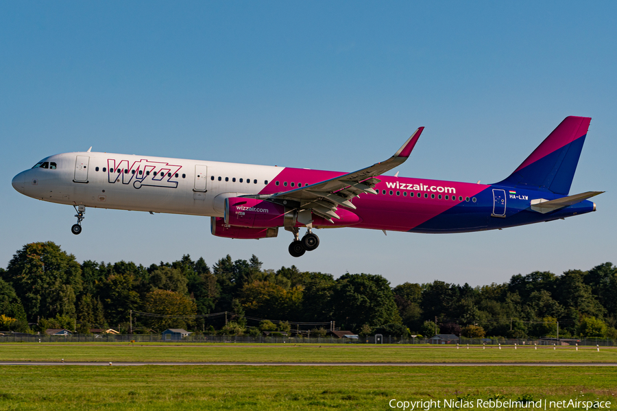 Wizz Air Airbus A321-231 (HA-LXW) | Photo 470839