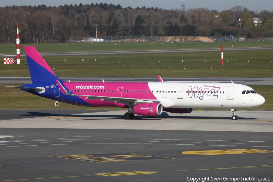 Wizz Air Airbus A321-231 (HA-LXW) | Photo 504960