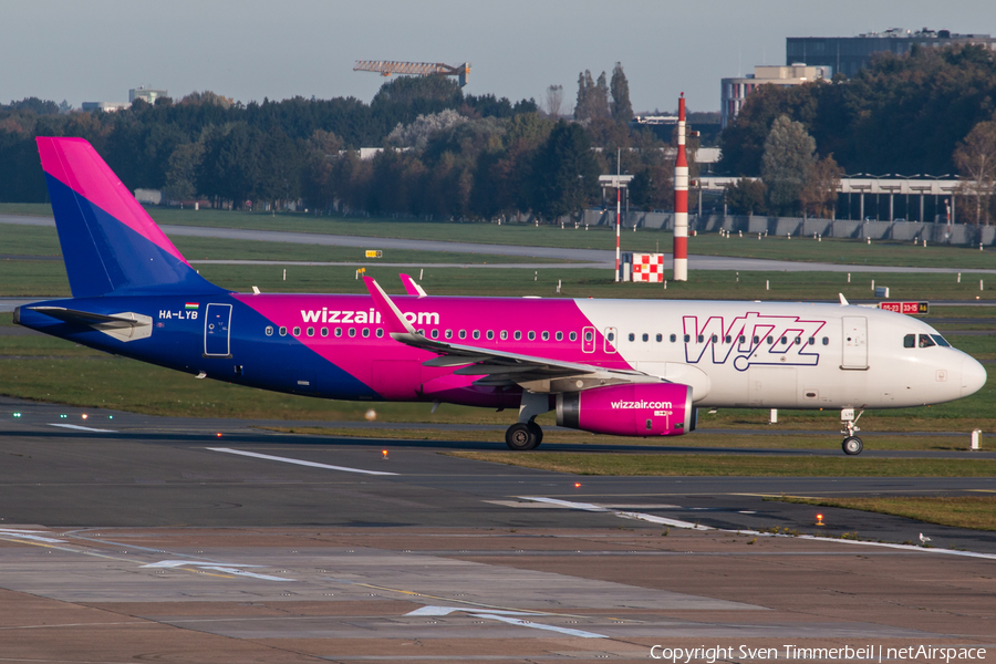 Wizz Air Airbus A320-232 (HA-LYB) | Photo 477173