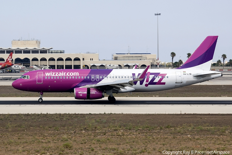 Wizz Air Airbus A320-232 (HA-LYB) | Photo 121186