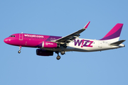 Wizz Air Airbus A320-232 (HA-LYD) at  Madrid - Barajas, Spain
