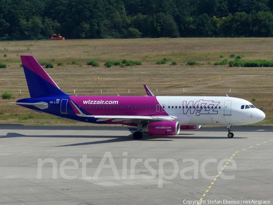 Wizz Air Airbus A320-232 (HA-LYE) | Photo 518812