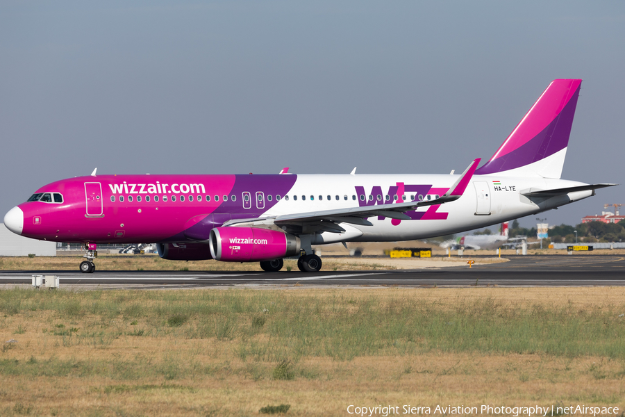 Wizz Air Airbus A320-232 (HA-LYE) | Photo 330459