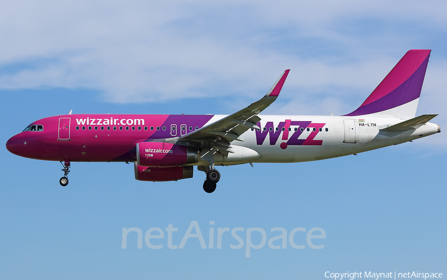 Wizz Air Airbus A320-232 (HA-LYH) | Photo 335019