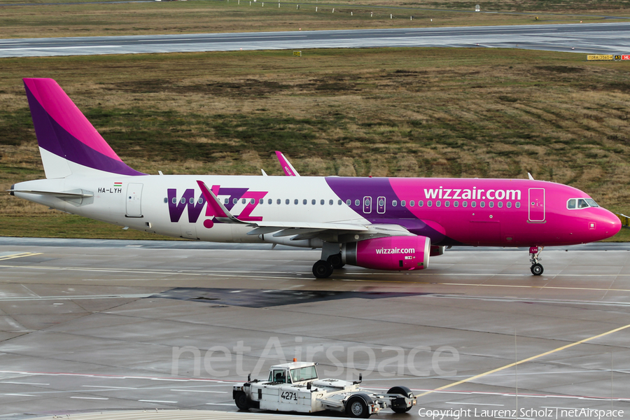 Wizz Air Airbus A320-232 (HA-LYH) | Photo 64697