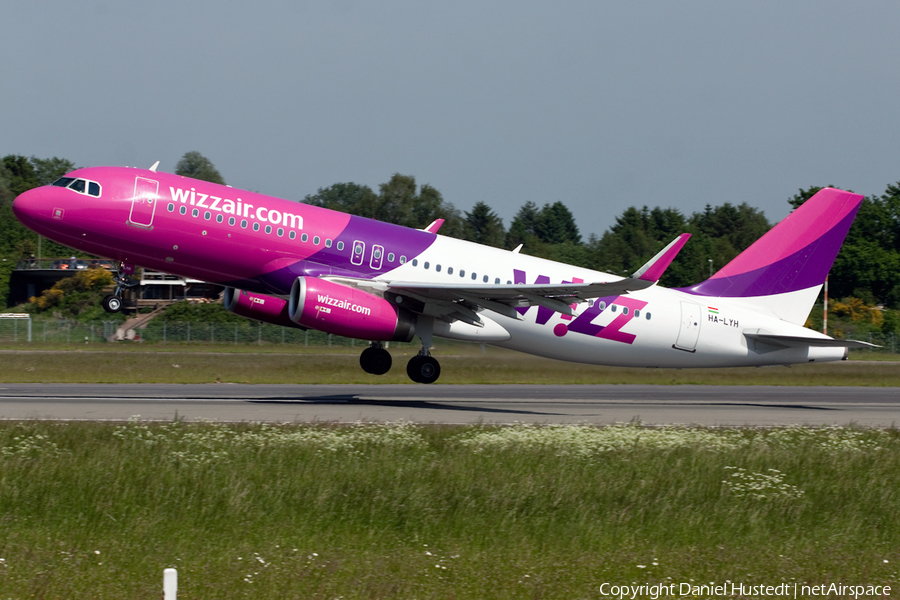 Wizz Air Airbus A320-232 (HA-LYH) | Photo 479200