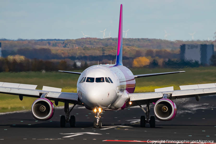 Wizz Air Airbus A320-232 (HA-LYK) | Photo 478587