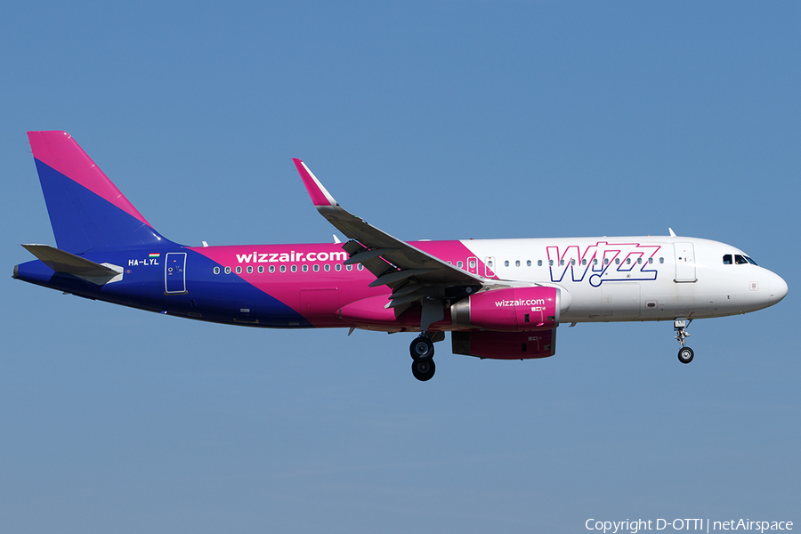 Wizz Air Airbus A320-232 (HA-LYL) | Photo 481550