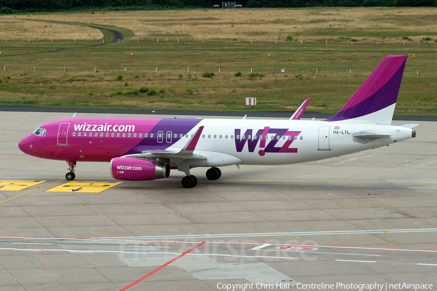 Wizz Air Airbus A320-232 (HA-LYL) | Photo 115365