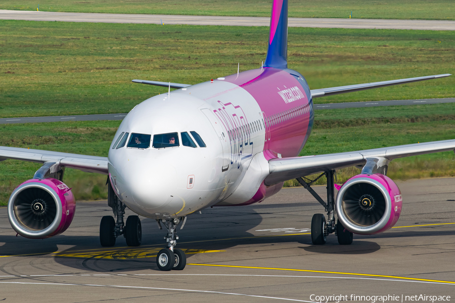 Wizz Air Airbus A320-232 (HA-LYL) | Photo 475127