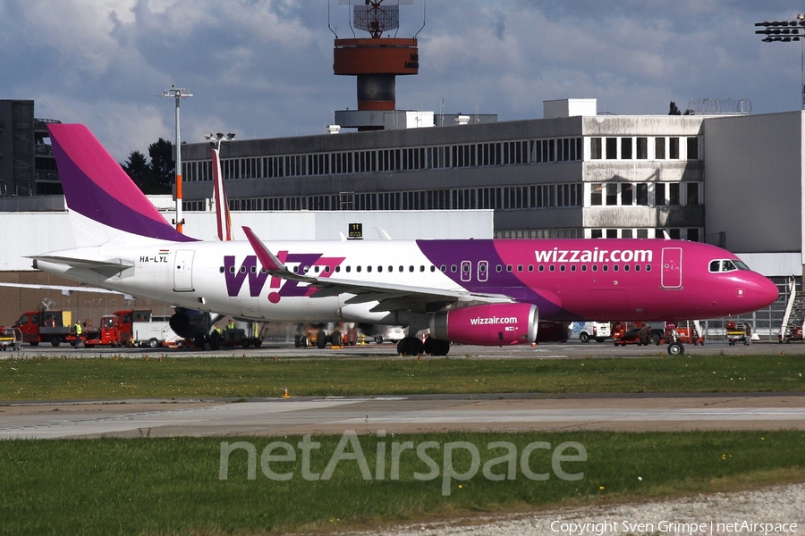 Wizz Air Airbus A320-232 (HA-LYL) | Photo 126801