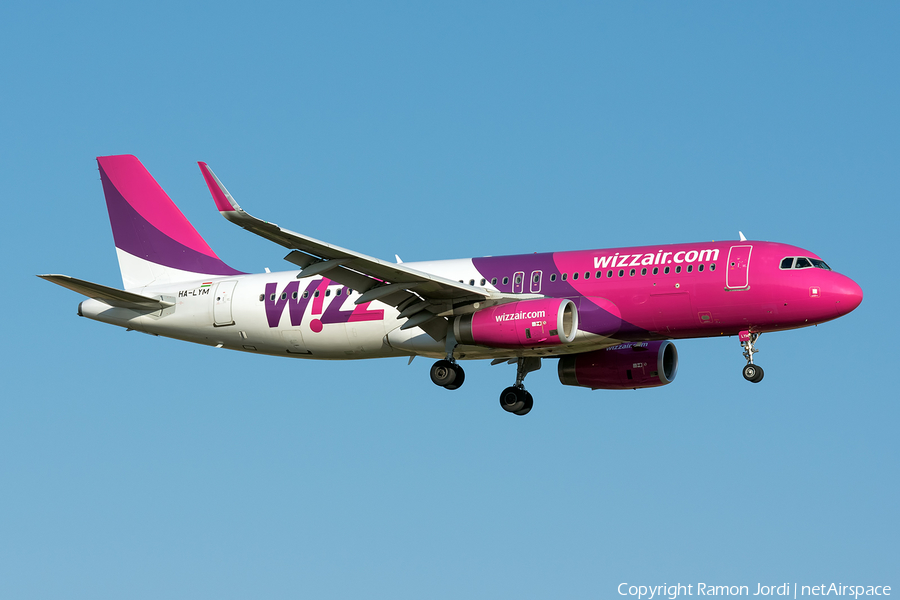 Wizz Air Airbus A320-232 (HA-LYM) | Photo 414459