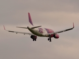 Wizz Air Airbus A320-232 (HA-LYN) at  Belfast / Aldergrove - International, United Kingdom