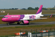 Wizz Air Airbus A320-232 (HA-LYN) at  Budapest - Ferihegy International, Hungary