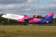 Wizz Air Airbus A320-232 (HA-LYO) at  Hamburg - Fuhlsbuettel (Helmut Schmidt), Germany