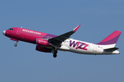Wizz Air Airbus A320-232 (HA-LYO) at  Turin, Italy