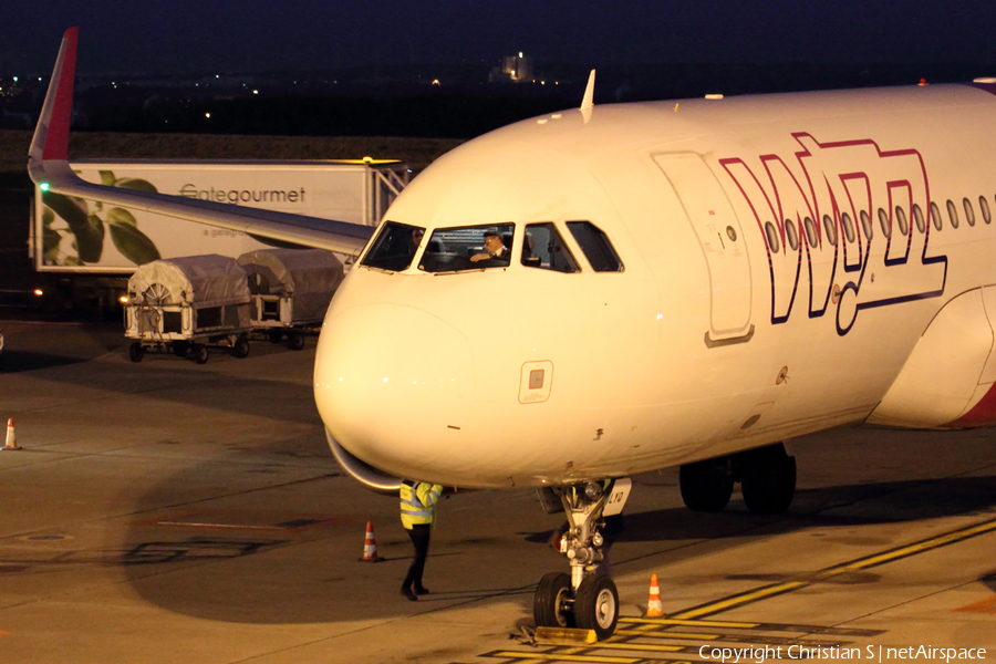 Wizz Air Airbus A320-232 (HA-LYQ) | Photo 137080