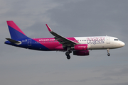 Wizz Air Airbus A320-232 (HA-LYR) at  Hamburg - Fuhlsbuettel (Helmut Schmidt), Germany