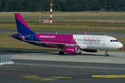 Wizz Air Airbus A320-232 (HA-LYR) at  Hamburg - Fuhlsbuettel (Helmut Schmidt), Germany