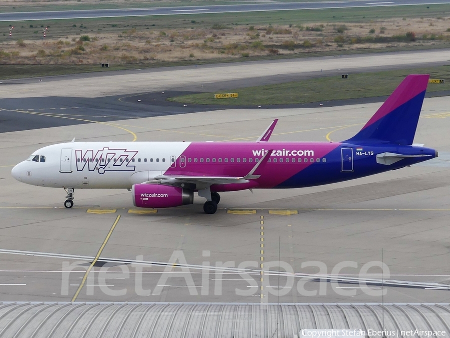 Wizz Air Airbus A320-232 (HA-LYS) | Photo 272950