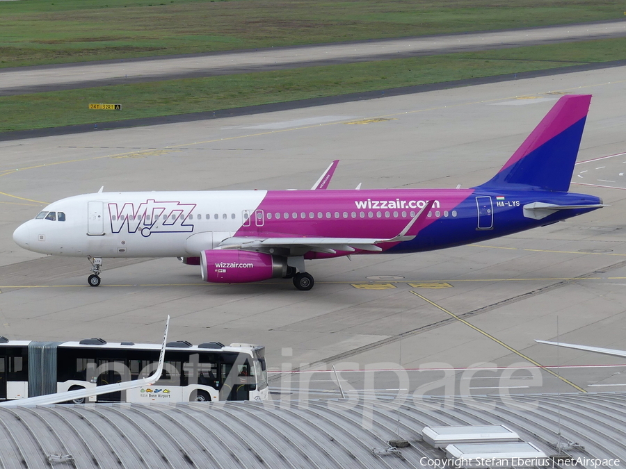 Wizz Air Airbus A320-232 (HA-LYS) | Photo 400306
