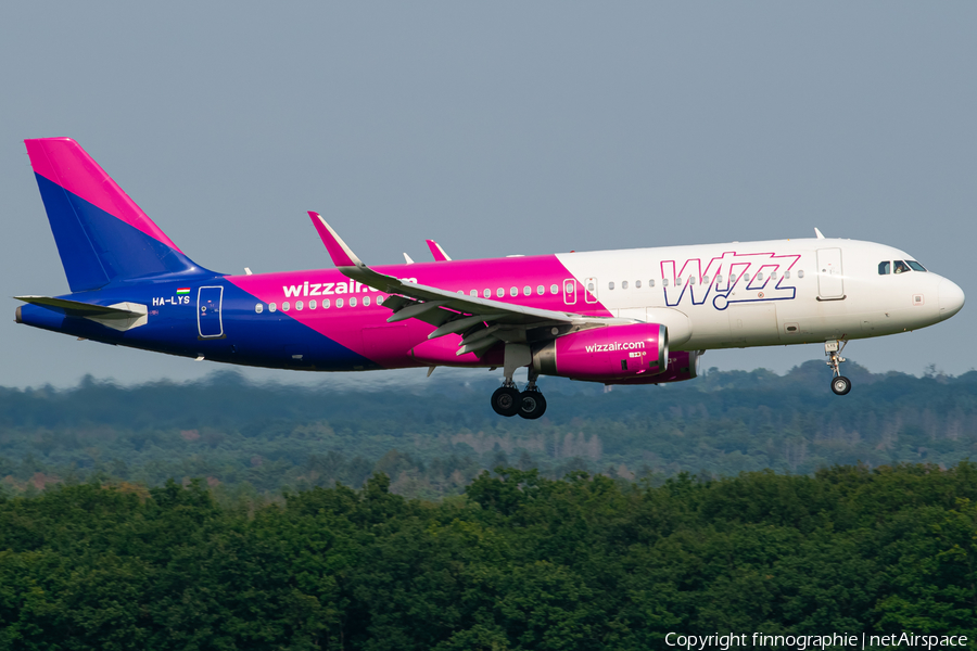 Wizz Air Airbus A320-232 (HA-LYS) | Photo 471591