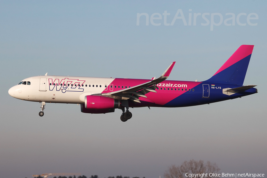 Wizz Air Airbus A320-232 (HA-LYS) | Photo 137506