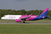 Wizz Air Airbus A320-232 (HA-LYS) at  Hamburg - Fuhlsbuettel (Helmut Schmidt), Germany