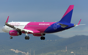 Wizz Air Airbus A320-232 (HA-LYT) at  Barcelona - El Prat, Spain