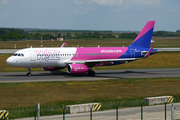Wizz Air Airbus A320-232 (HA-LYT) at  Budapest - Ferihegy International, Hungary
