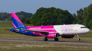 Wizz Air Airbus A320-232 (HA-LYT) at  Hamburg - Fuhlsbuettel (Helmut Schmidt), Germany