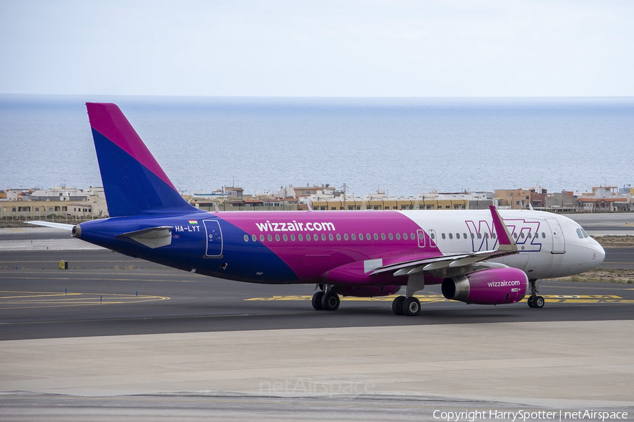 Wizz Air Airbus A320-232 (HA-LYT) | Photo 330417