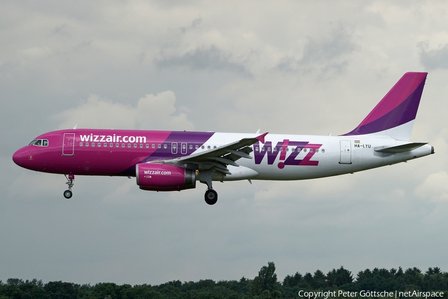 Wizz Air Airbus A320-232 (HA-LYU) | Photo 113811