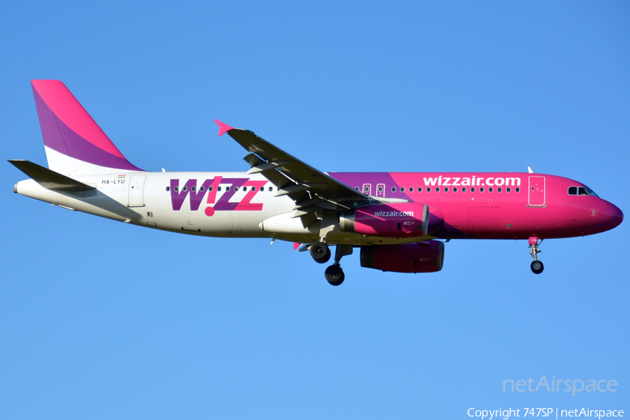 Wizz Air Airbus A320-232 (HA-LYU) | Photo 192288