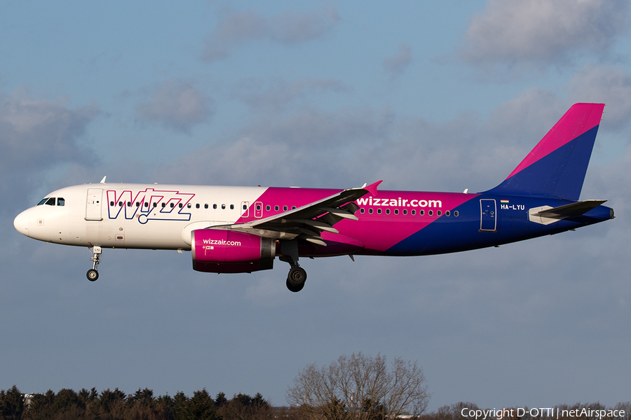 Wizz Air Airbus A320-232 (HA-LYU) | Photo 363086