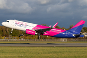 Wizz Air Airbus A320-232 (HA-LYX) at  Hamburg - Fuhlsbuettel (Helmut Schmidt), Germany