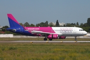 Wizz Air Airbus A320-232 (HA-LYX) at  Kiev - Igor Sikorsky International Airport (Zhulyany), Ukraine