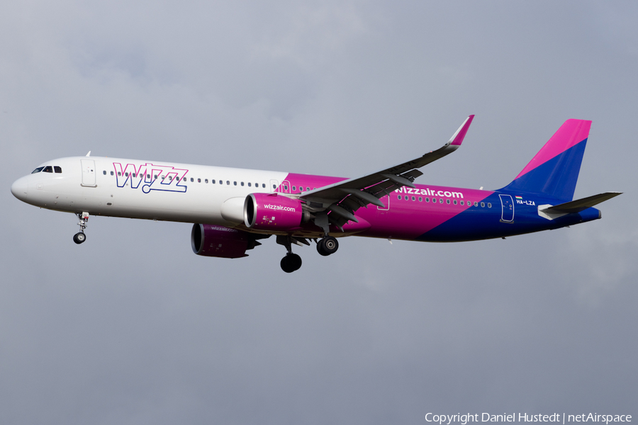 Wizz Air Airbus A321-271NX (HA-LZA) | Photo 530081