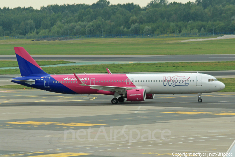 Wizz Air Airbus A321-271NX (HA-LZB) | Photo 526817
