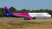 Wizz Air Airbus A321-271NX (HA-LZM) at  Hamburg - Finkenwerder, Germany