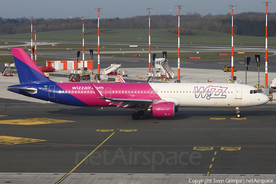Wizz Air Airbus A321-271NX (HA-LZR) | Photo 563087