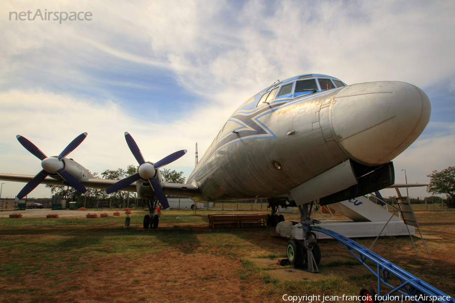 Malev Hungarian Airlines Ilyushin Il-18V (HA-MOA) | Photo 10775