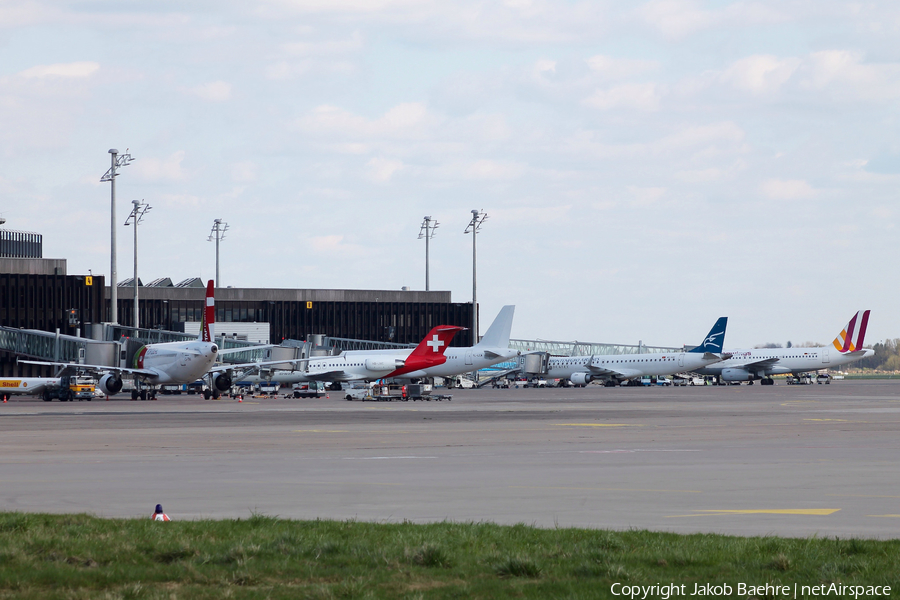 Aviation photo 138693