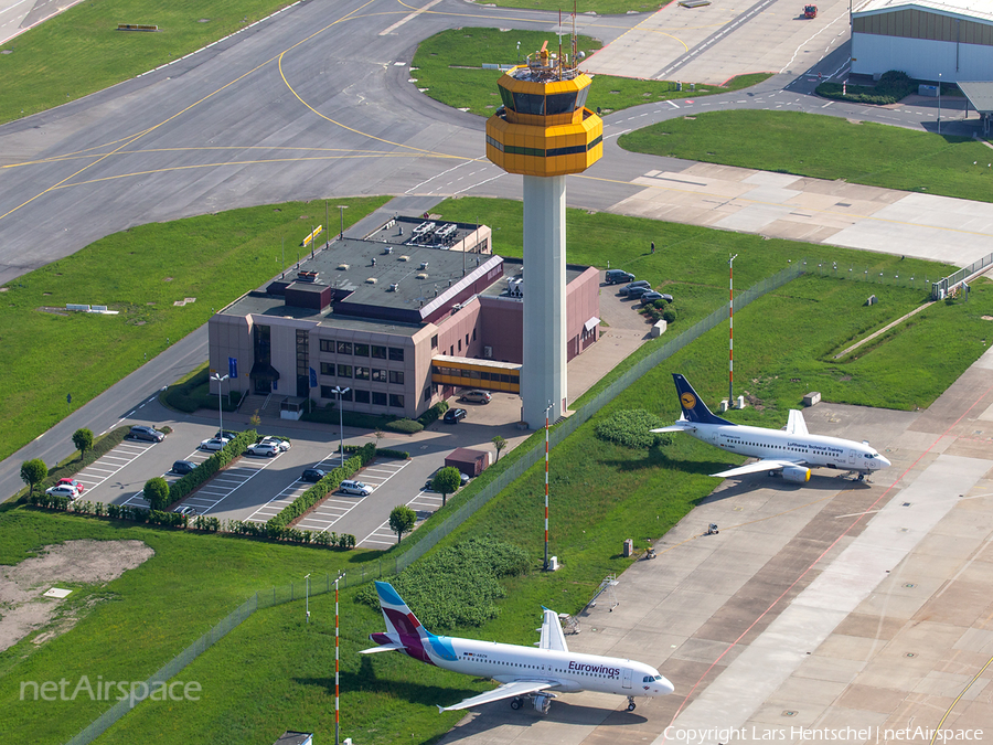 Aviation photo 243094