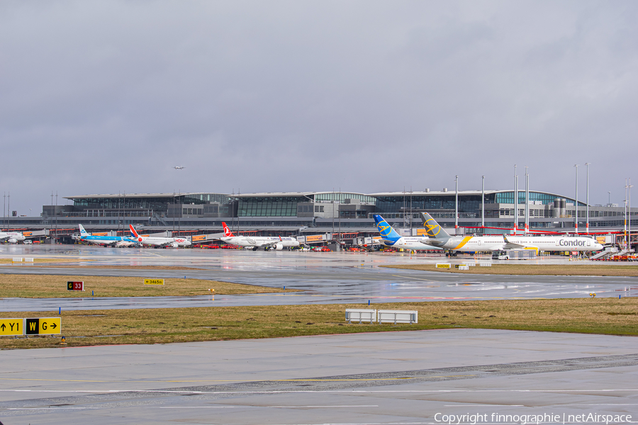 Aviation photo 436576