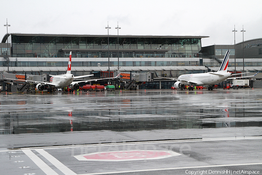 Aviation photo 528181