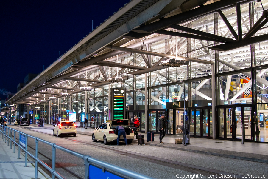 Aviation photo 557620