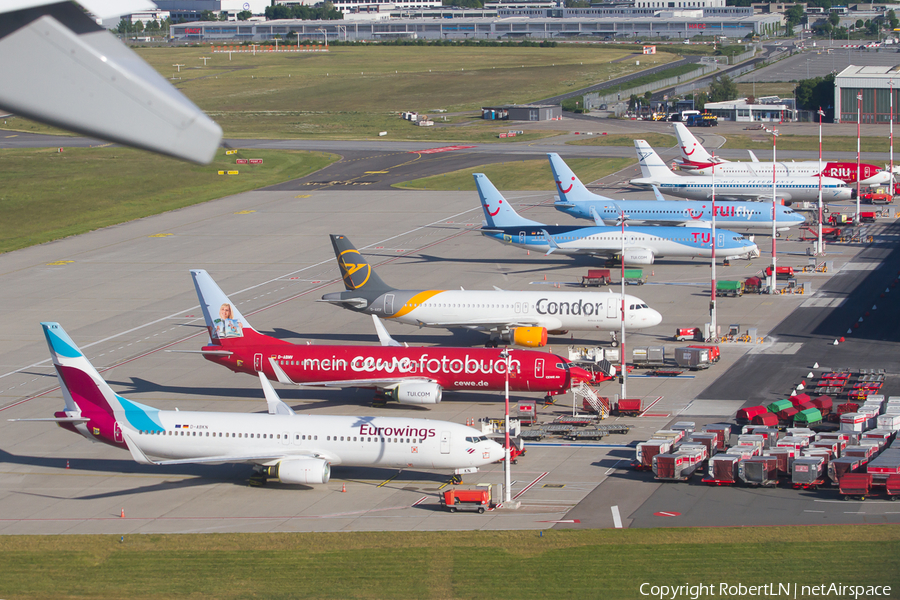 Aviation photo 591437