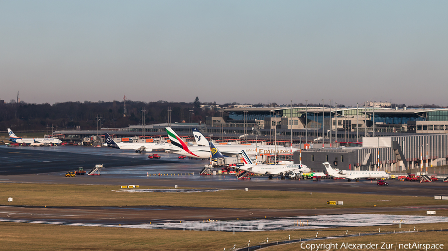 Aviation photo 607605